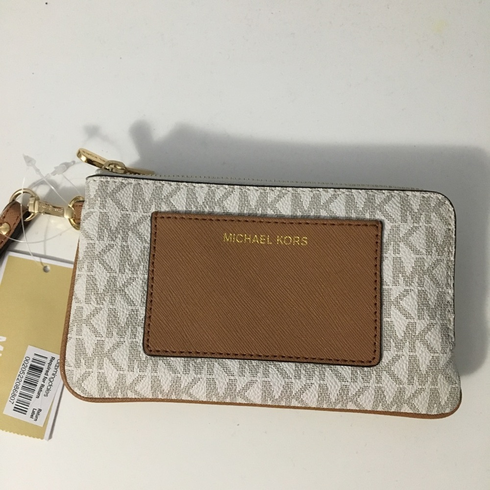 michael kors bedford wristlet